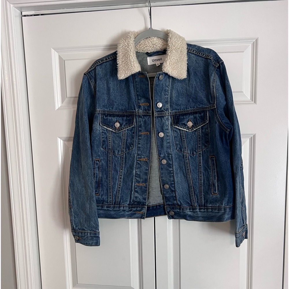 Unveil Jean Jacket with Sherpa Collar